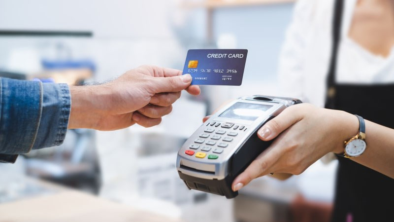 Cách mở thẻ Visa và lựa chọn loại phù hợp